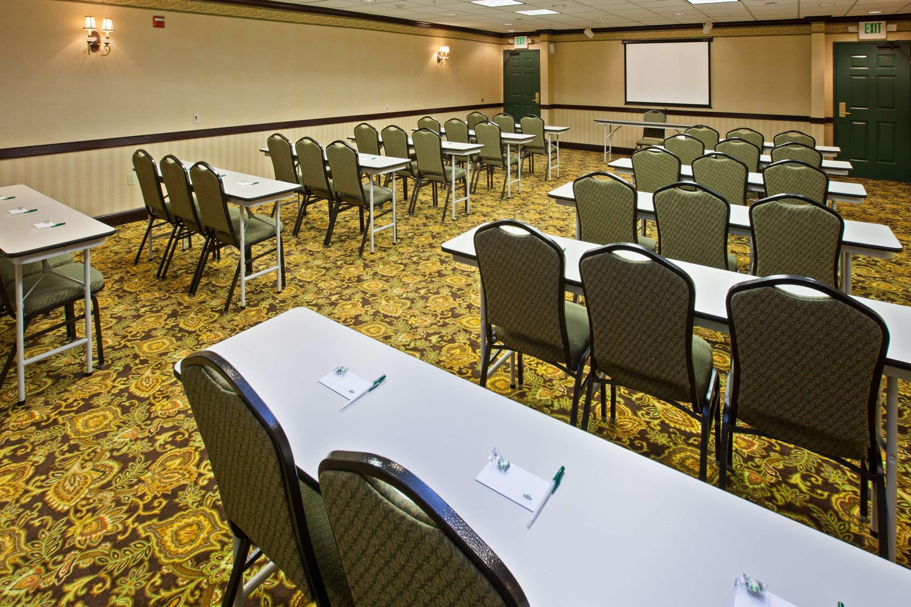 Wingate By Wyndham Youngstown - Austintown Exterior foto